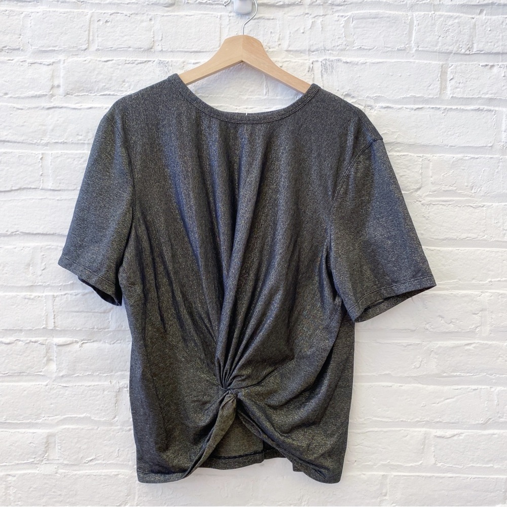 Lululemon || Crescent‎ T-Shirt Spark Special Edition Twist Black Gold Metallic